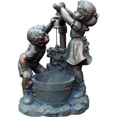 Фонтан из камня